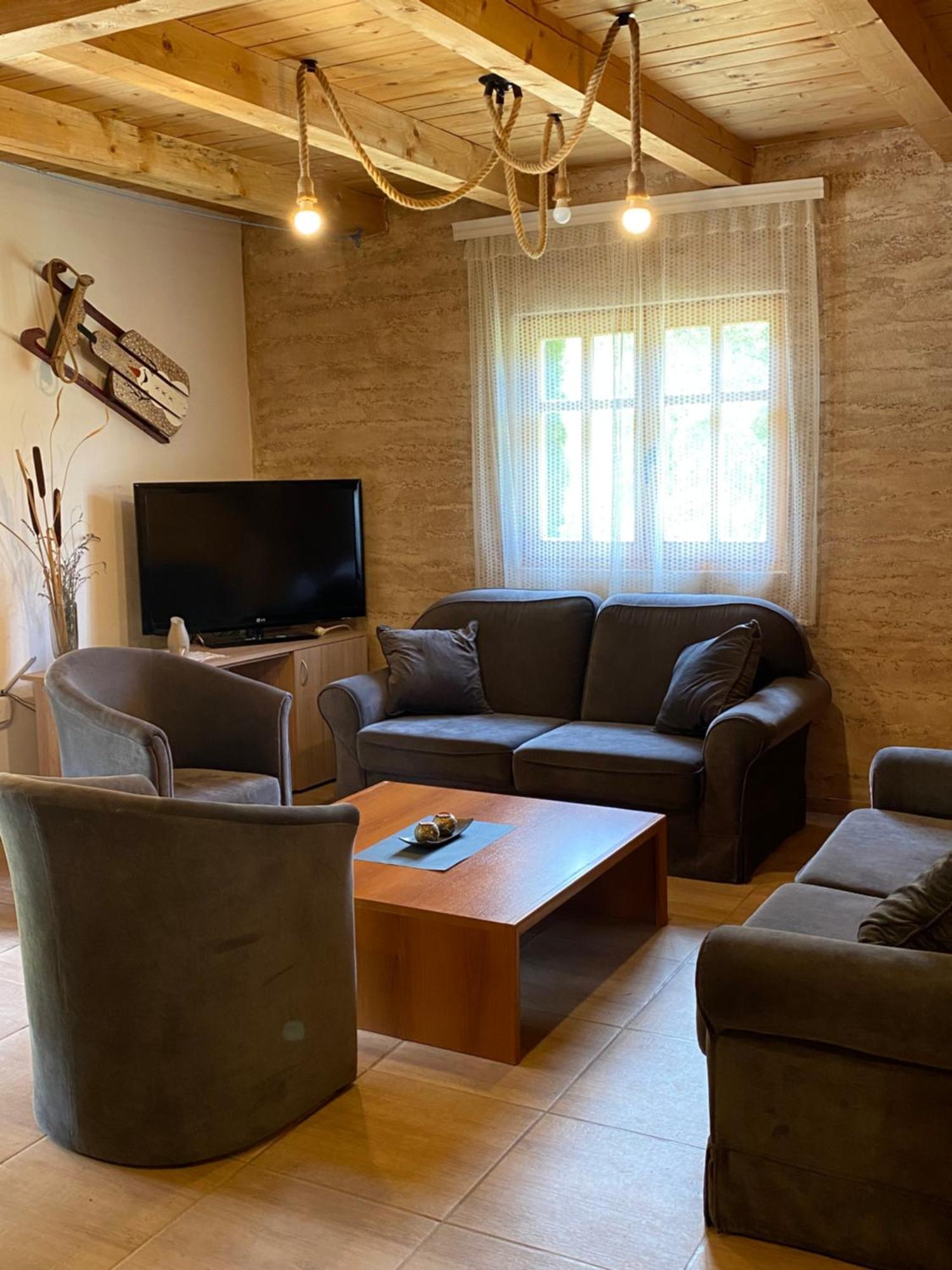 Aphrodite Hills Apartments-Stara Planina Crni Vrh エクステリア 写真