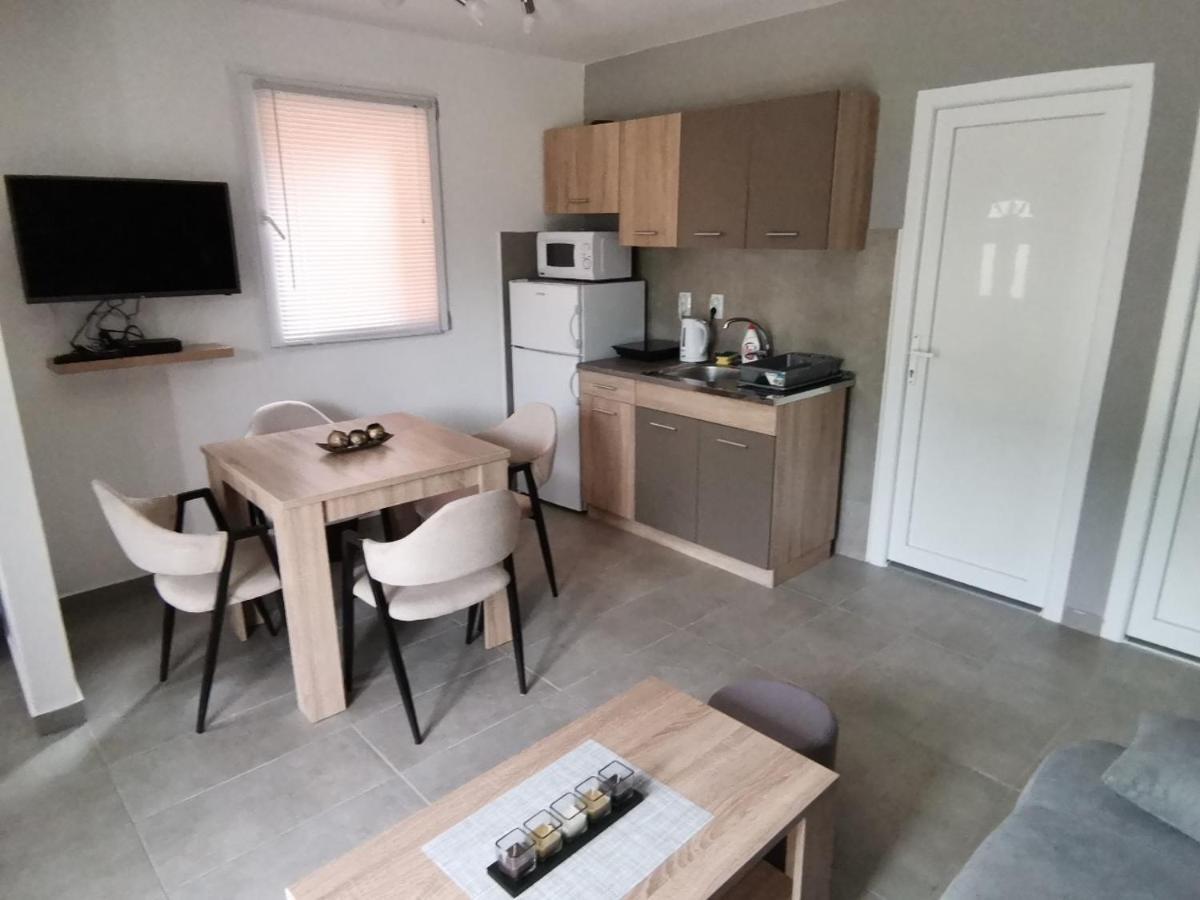 Aphrodite Hills Apartments-Stara Planina Crni Vrh エクステリア 写真