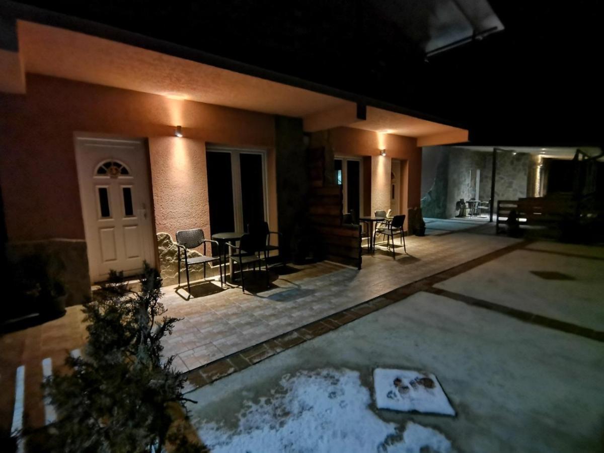 Aphrodite Hills Apartments-Stara Planina Crni Vrh エクステリア 写真